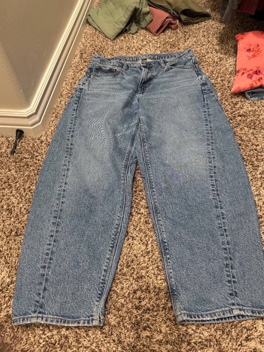 Barrel Jeans
